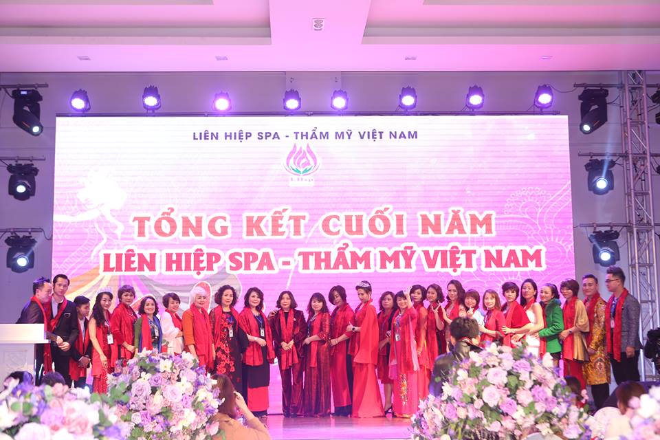 Ngành làm đẹp Việt Nam tỏa sáng cùng Gala Mảnh ghép sắc đẹp