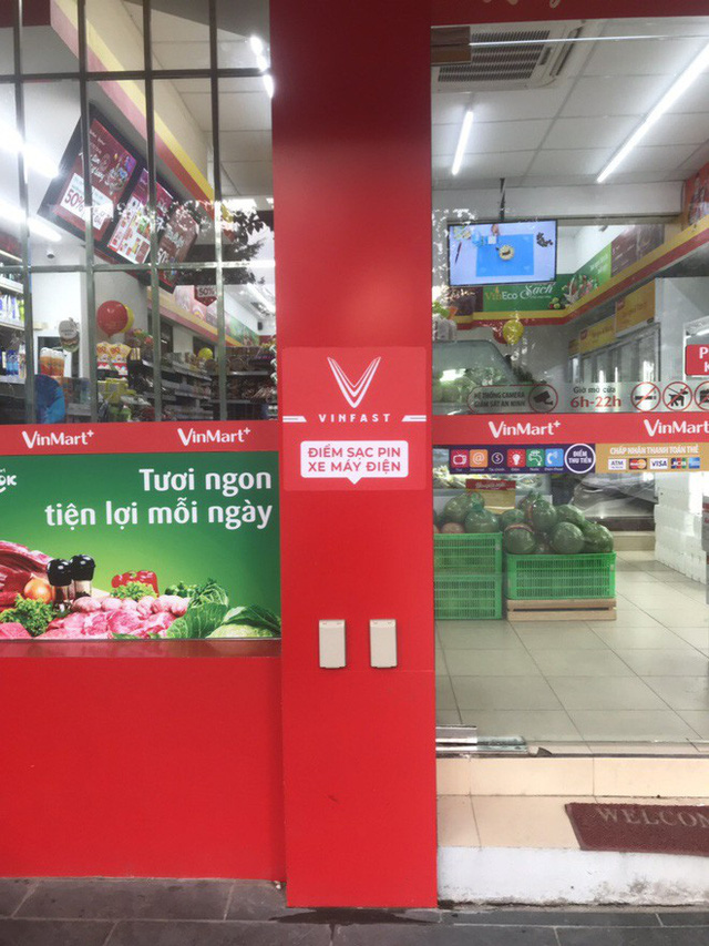 VinFast công bố hình trạm sạc tại cửa hàng VinMart+, tiết lộ kế hoạch mở rộng khắp Hà Nội và TP HCM
